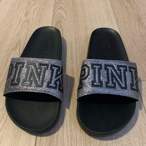 SILVER SPARKLE VS PINK SLIDES